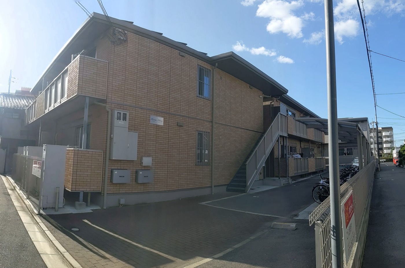 共同住宅の外観。浪速区の住宅の96.1%は共同住宅で、空き家査定の対象も区分マンションが中心になる